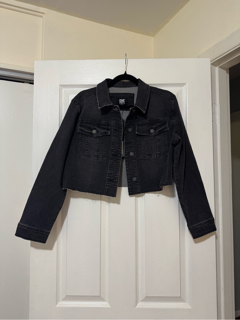 NWT Frye Raw Hem Black Cropped Denim Jacket Size Small